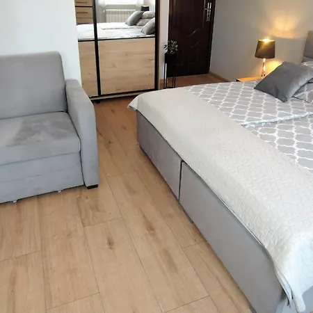Mansion In Near Baltic Sea Beach, Cleaning Included *